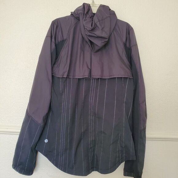 Lululemon Women's Run: Get Up And Glow Jacket Reflective 360 Black Sz 6 Full Zip - Picture 13 of 16